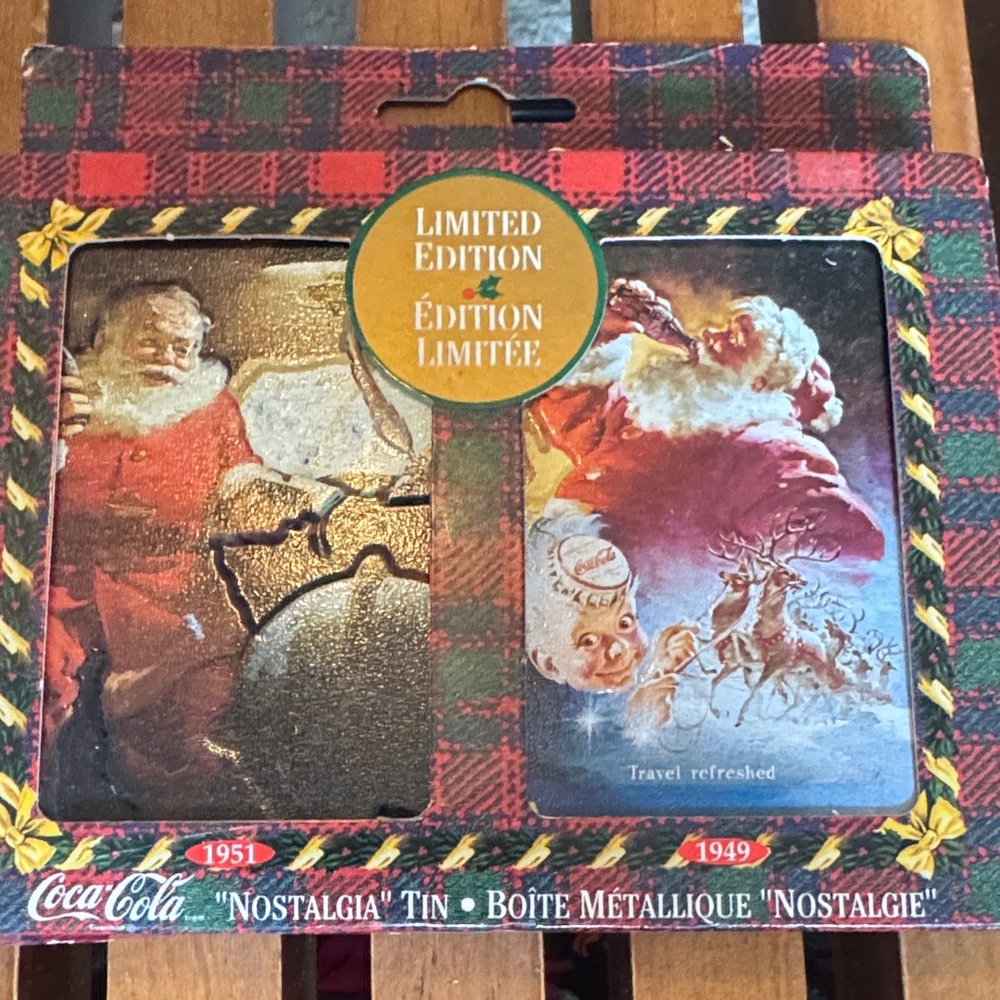 Coca-Cola Nostalgia Tin playing card Set with Santa Design